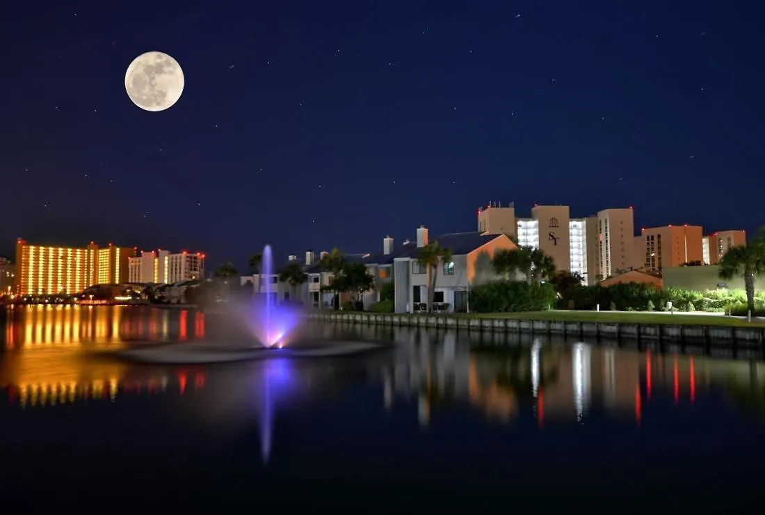 2036 - Shoreline Towers Beachfront Condo Free Beach Setup Destin 0*,  United States